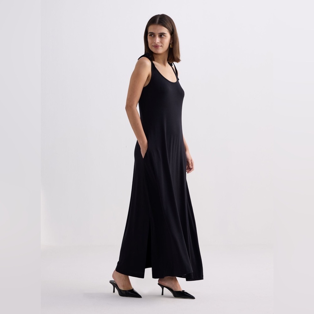 REISTOR Tie-Detail Maxi Dress Black Slits Tank Soft Casual Designer S Vacation - Picture 5 of 12
